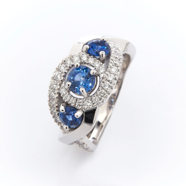 bague de fiançailles saphir
