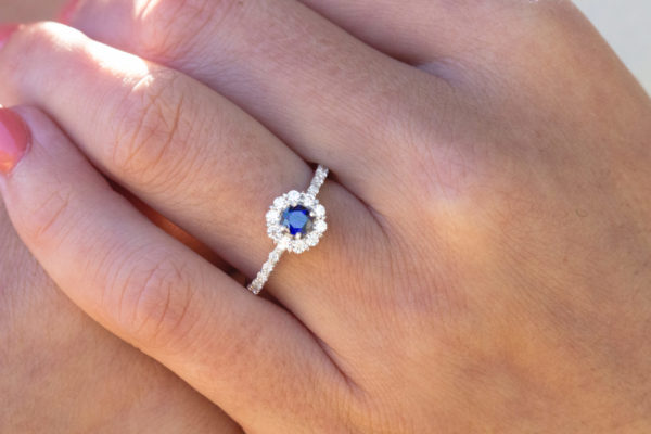bague astre saphir bleu
