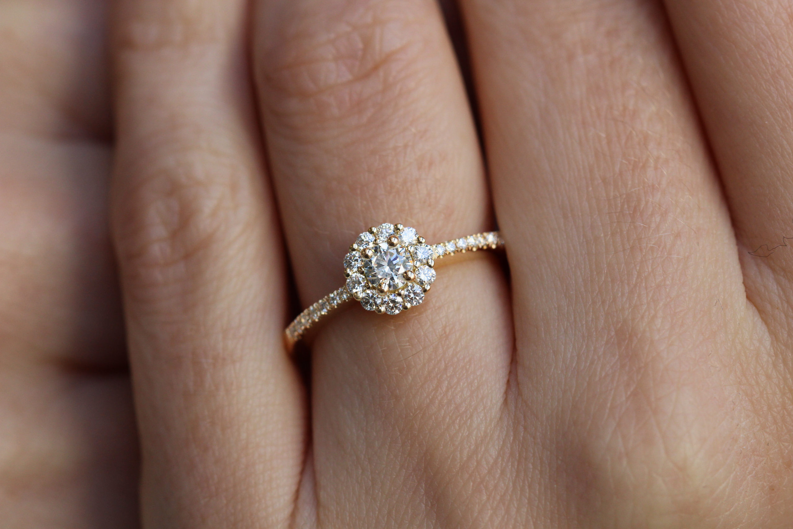 bague astre or jaune et diamant